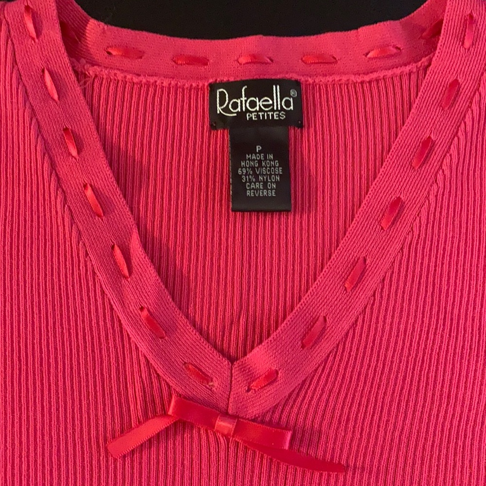 RAFAELLA PETITES SLEEVELESS TOP